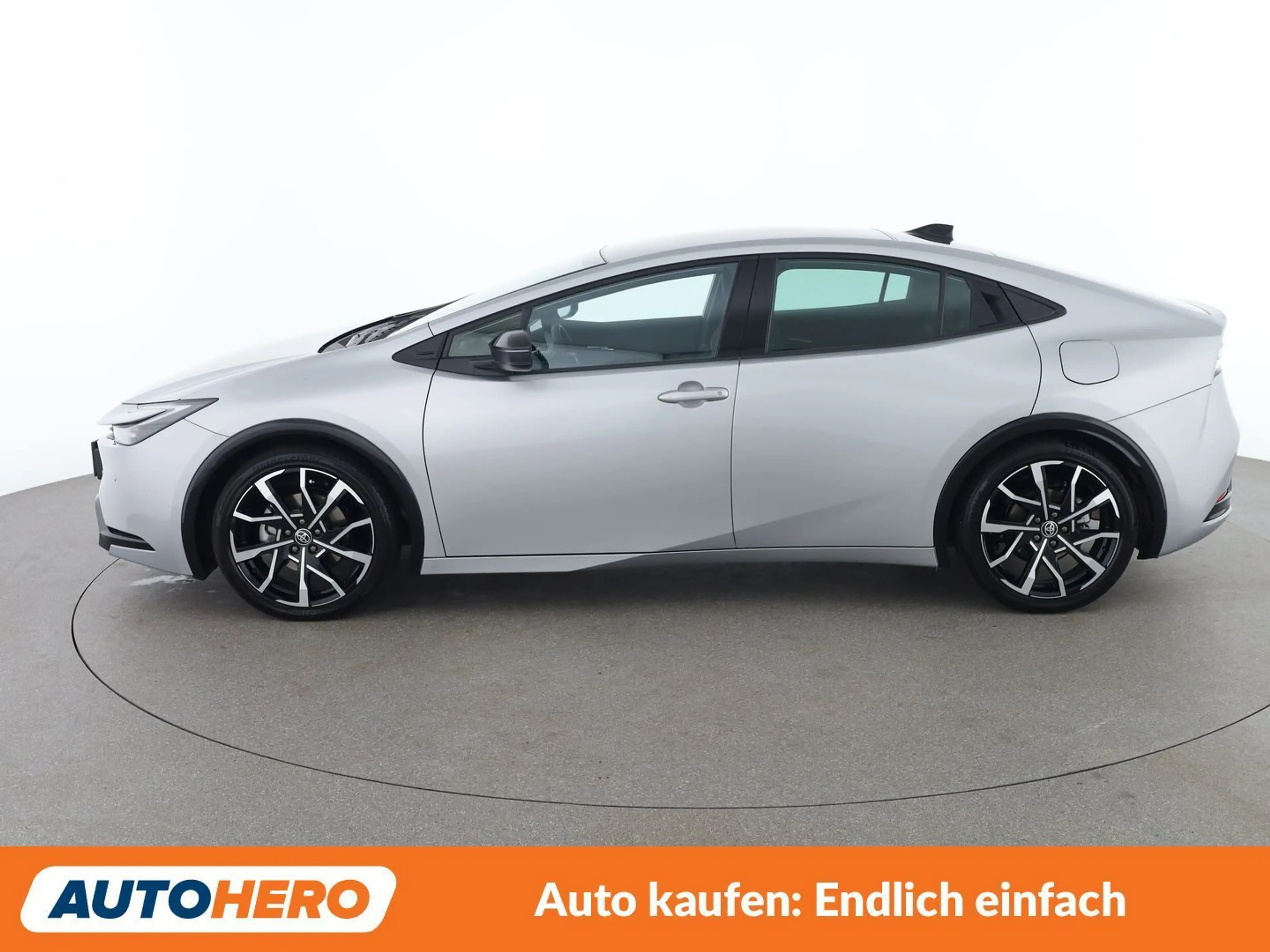 Toyota Prius 2.0 Plug-in Hybrid Executive — photo 3