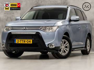 2.0 PHEV Deluxe Sport 203Pk Automaat (NAVIGATIE, C