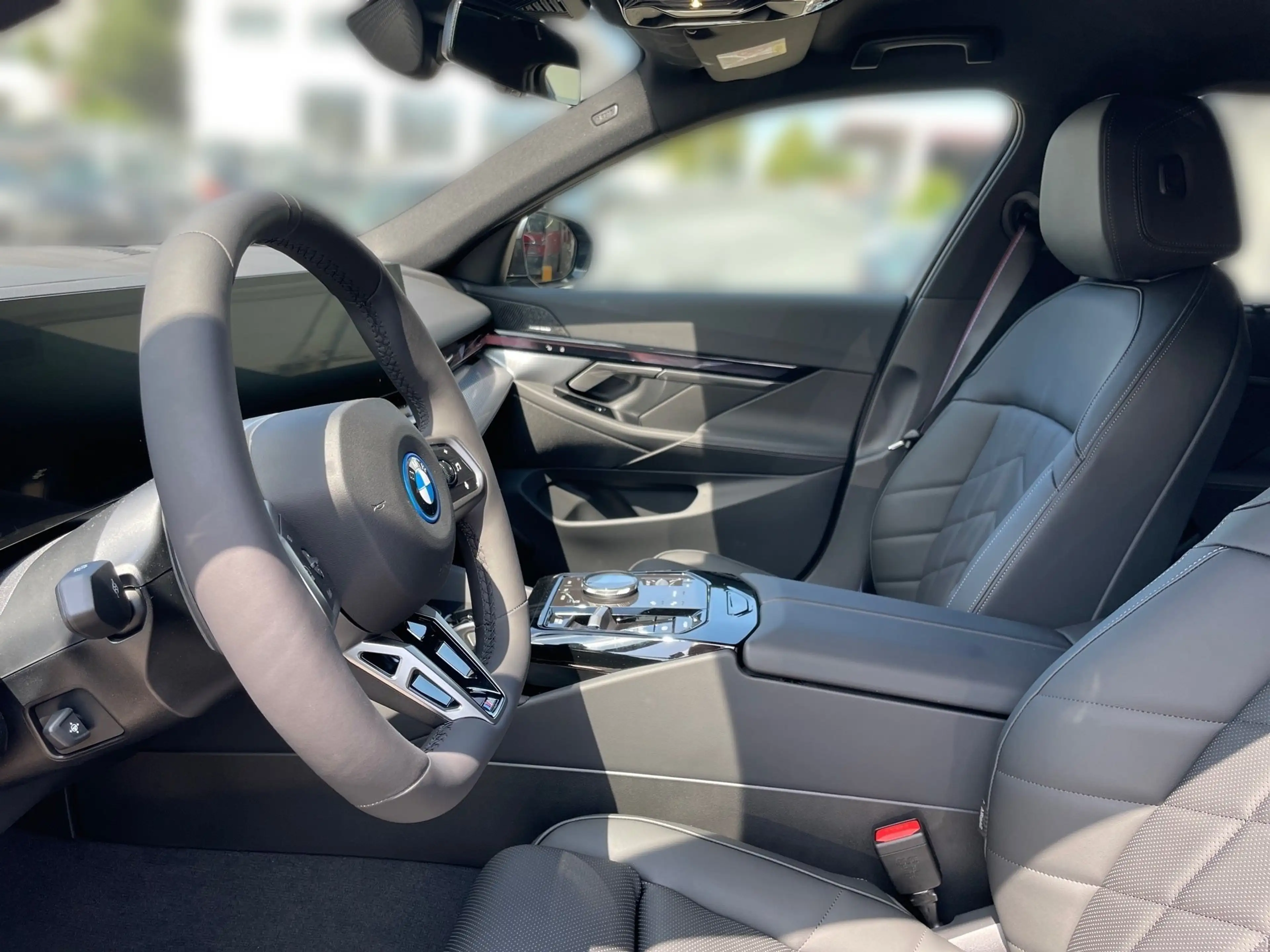BMW i5 xDrive40 Touring, M Sport Pro, SUMMER SALE % — photo 7