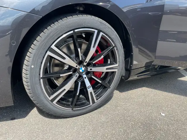 BMW I5 view 11