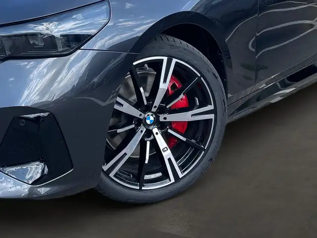 BMW I5 view 6