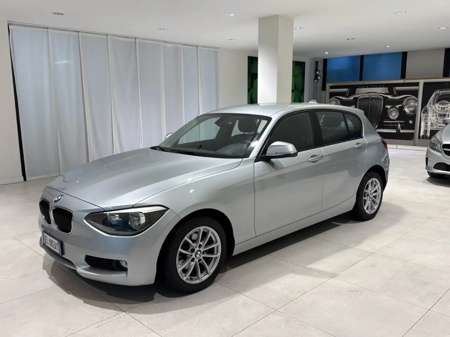BMW 116 d 5porte 116cv Fendi Clima Bi-Zona TagliandiBmw Argent - 1