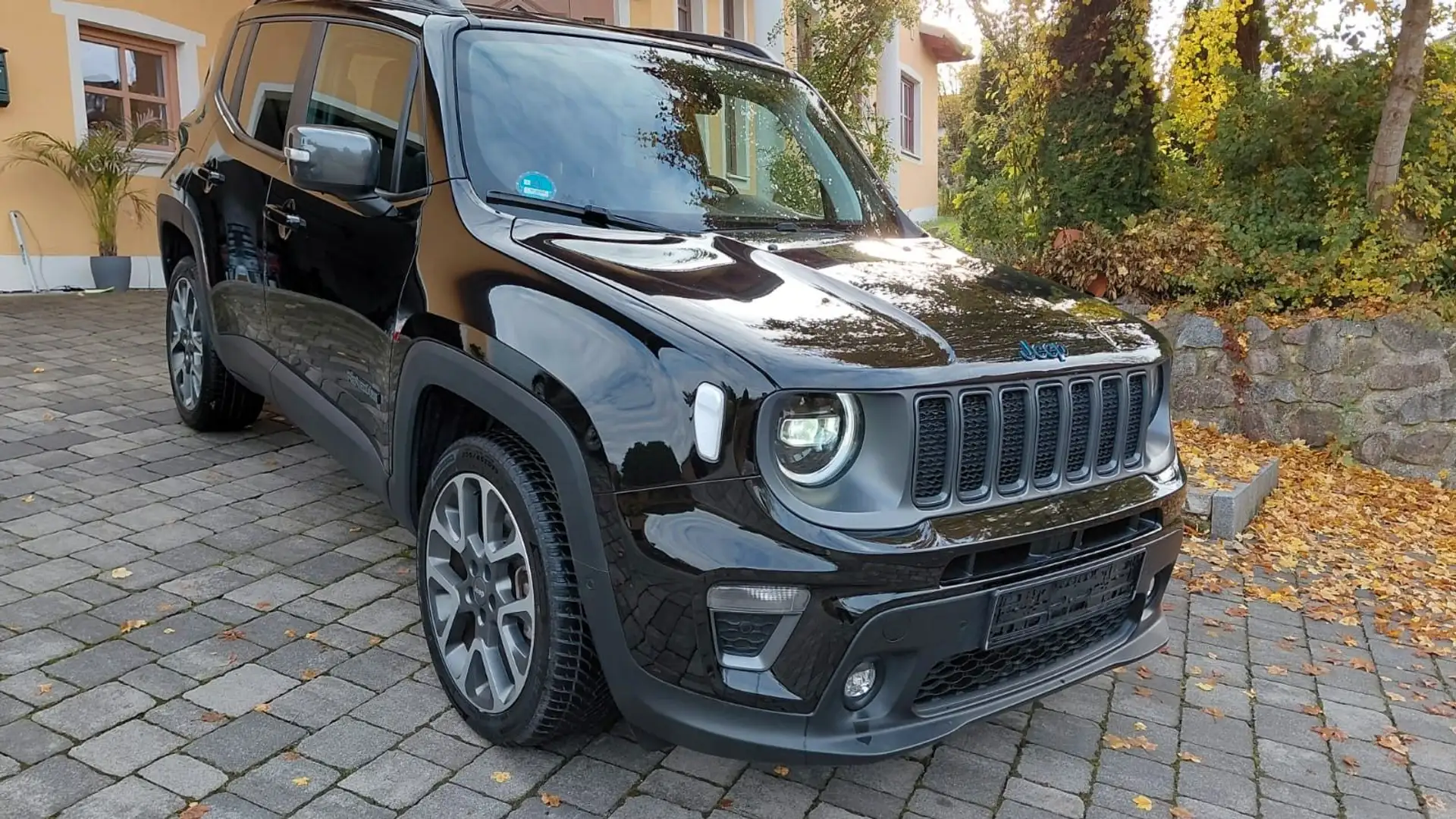 Jeep Renegade S Plug-In-Hybrid 4xe, 241PS, ACC usw. Schwarz - 1