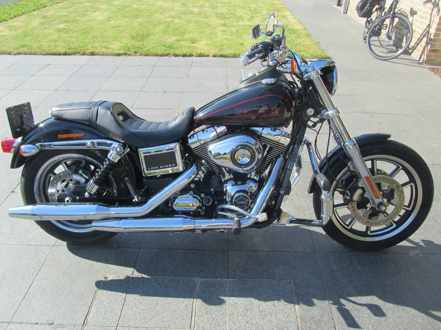 Harley-Davidson Dyna Low Rider Negru - 1