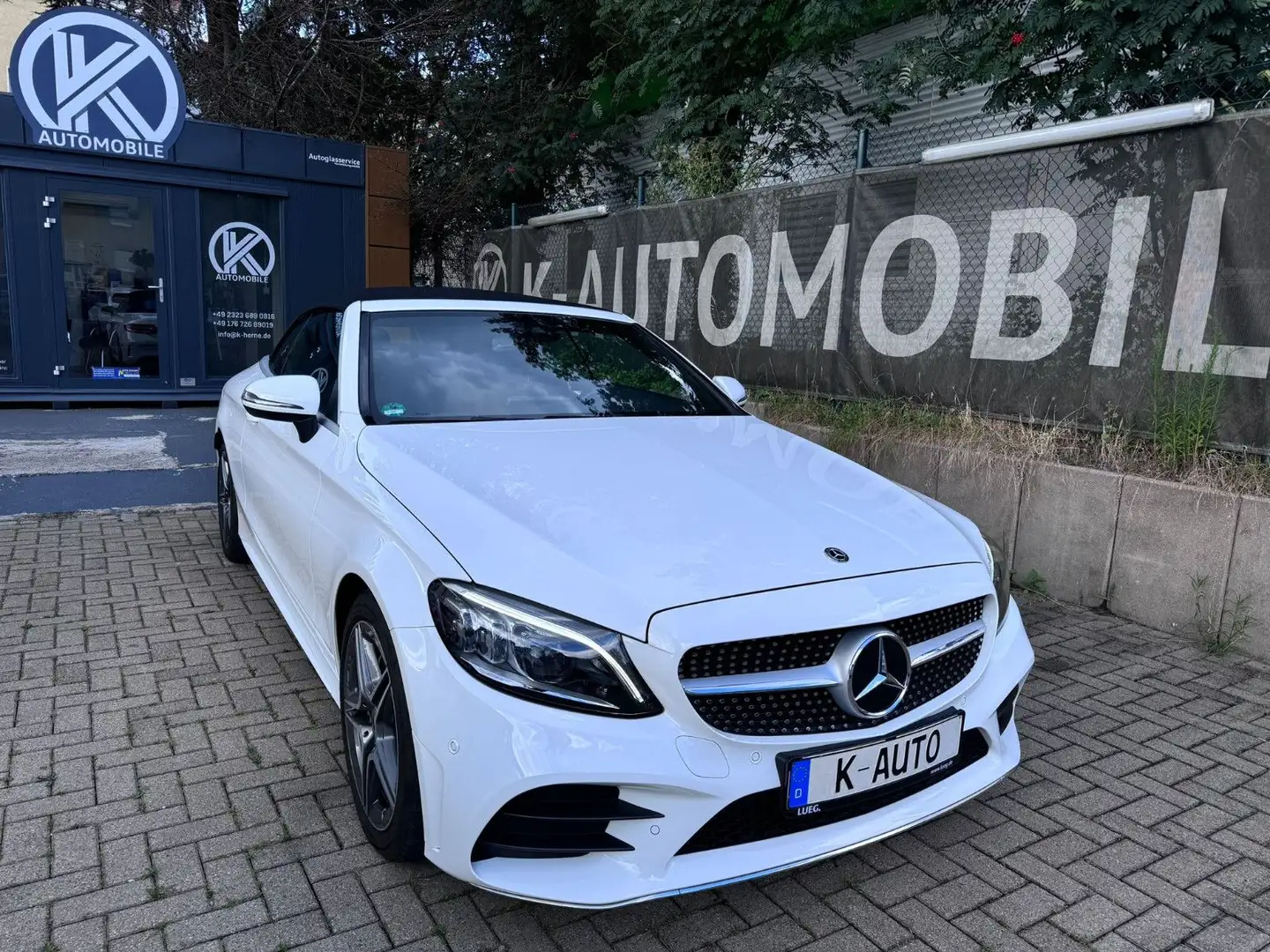 Mercedes-Benz C 180 Cabrio AMG Navi/Kamera/Airscarf/LED/18Zoll Blanc - 1