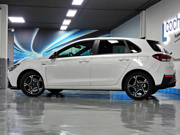 Hyundai i30 2023, foto 24
