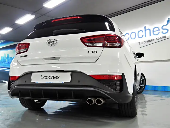 Hyundai i30 2023, foto 30