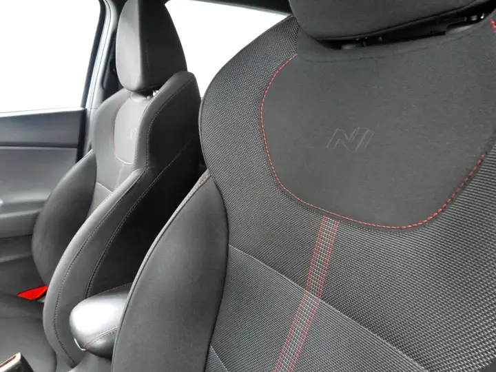 Hyundai i30 2023, foto 14