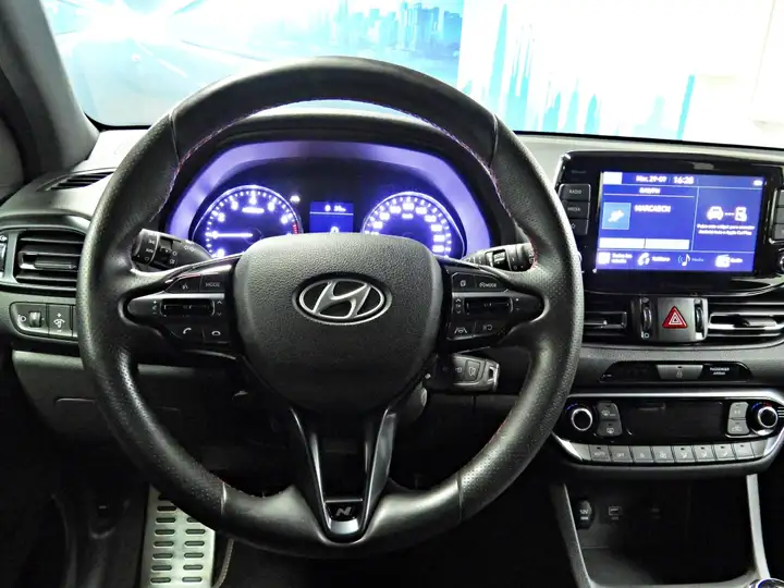 Hyundai i30 2023, foto 15