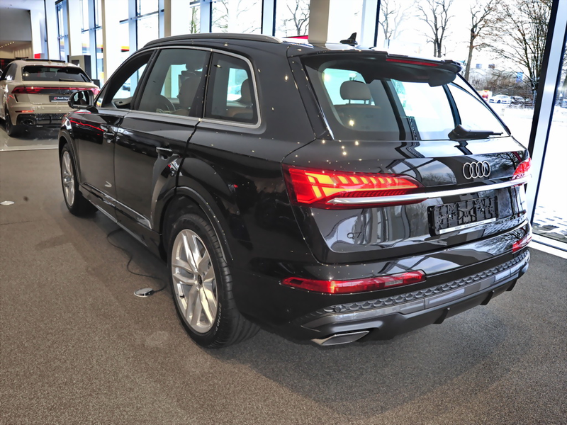 Audi Q7 S line TDI quattro tiptronic Digi-Cockpit — photo 4