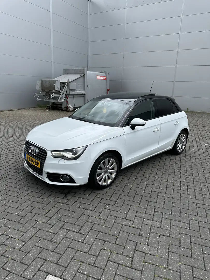 Audi A1 1.2 TFSI Pro Line S 2e eigenaar apk t/m 14-05-2026 Wit - 2