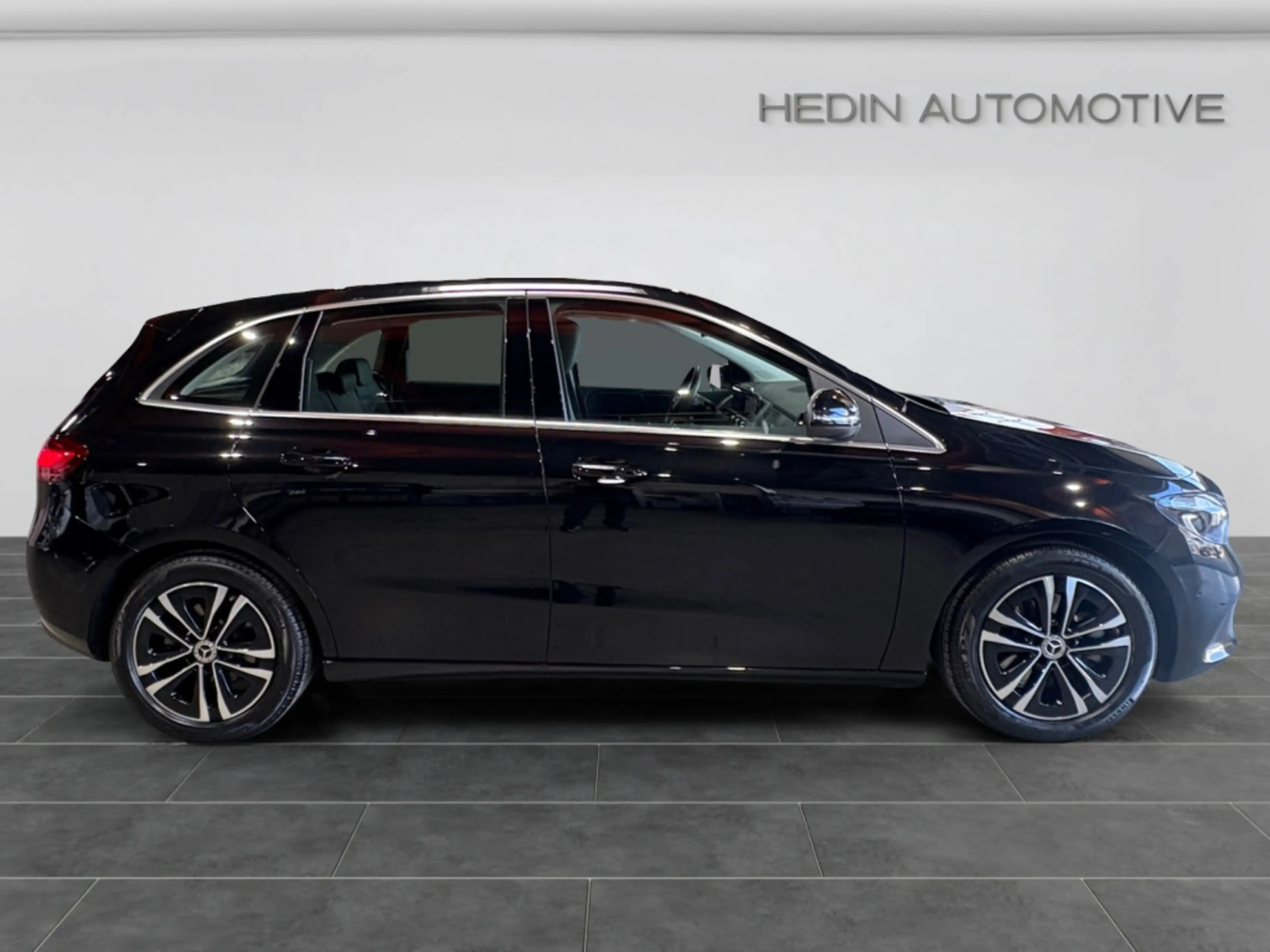 Mercedes-Benz B 220 d PROGRESSIVE|KAM|TOTW|CarPlay|SHZ+LHZ|LED — photo 7