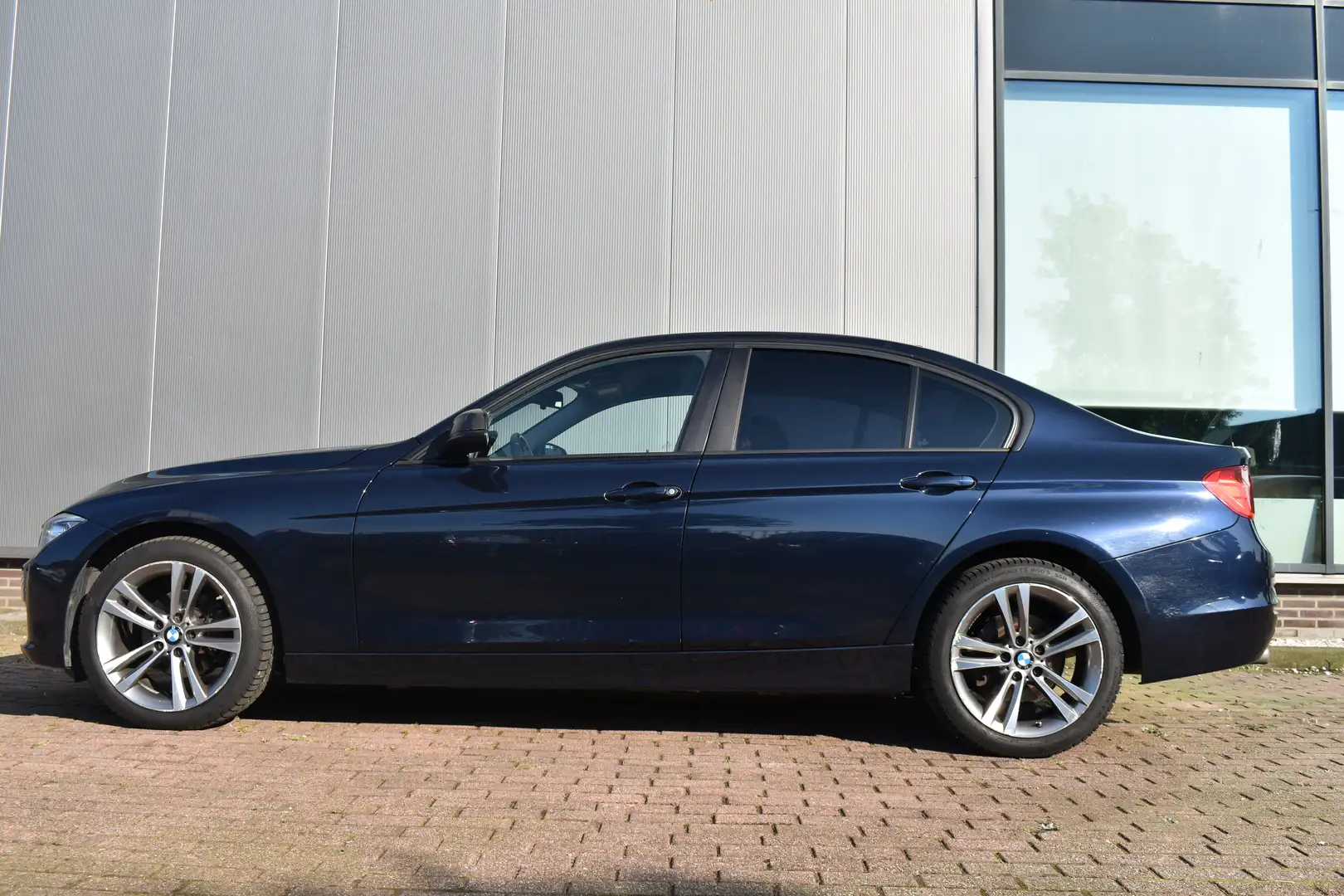 BMW 320 320i | F30 | gereviseerde motor Blu/Azzurro - 1