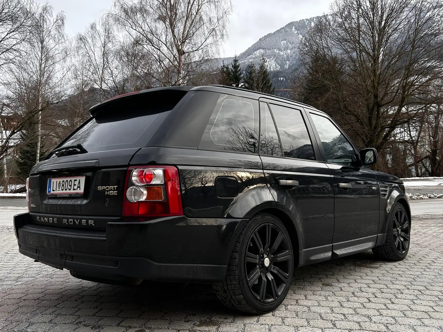 Land Rover Range Rover Sport 2,7 TdV6 HSE Чорний - 2