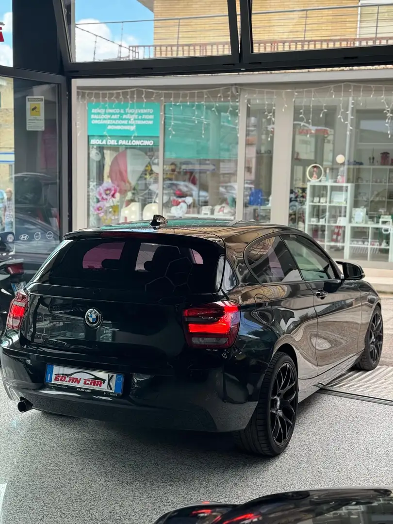 BMW 116 116d 3p eff.dynamics Urban Noir - 2