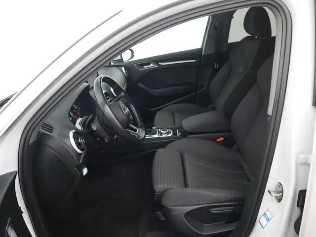 Audi A3 view 23