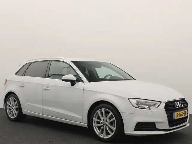 Audi A3 view 20