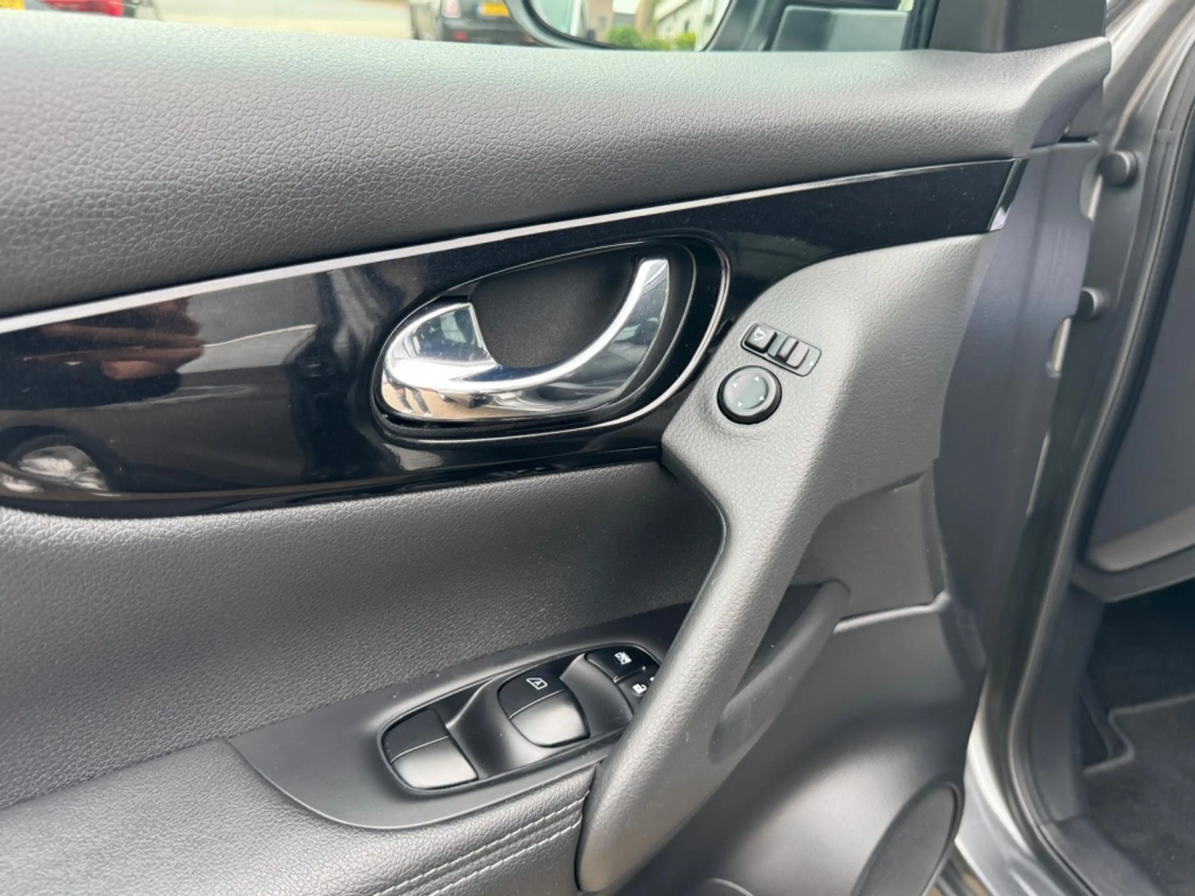 Nissan Qashqai 1.2 DIG-T 85KW 2WD CVT — photo 16