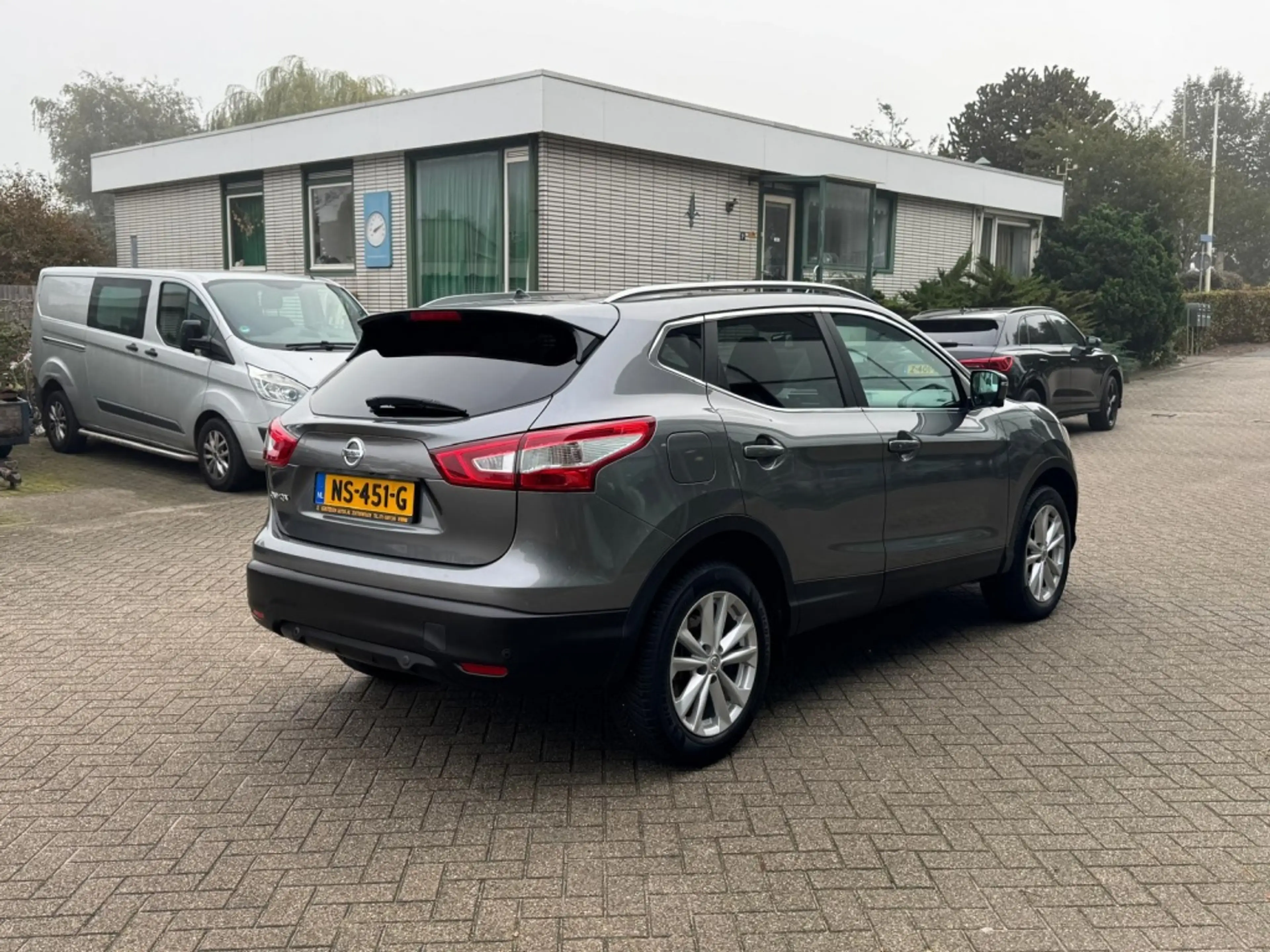 Nissan Qashqai 1.2 DIG-T 85KW 2WD CVT — photo 3