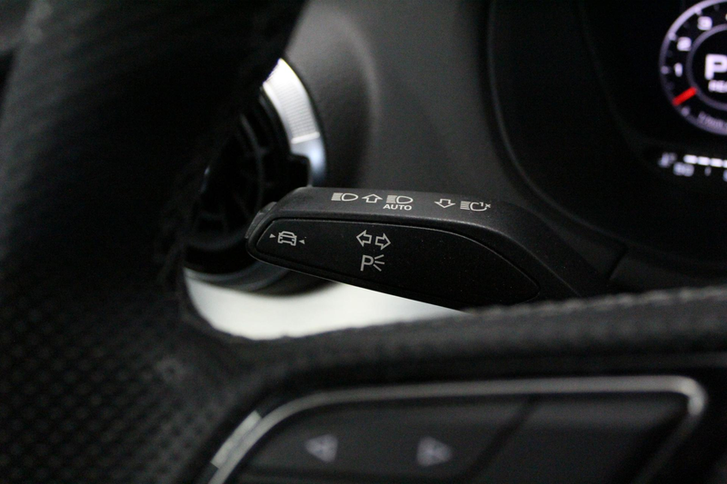 Audi Q2 35 TFSI S Edition | AFN-TREKHAAK | ACC | 17'LMV | — photo 35