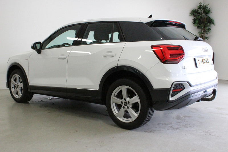 Audi Q2 35 TFSI S Edition | AFN-TREKHAAK | ACC | 17'LMV | — photo 6