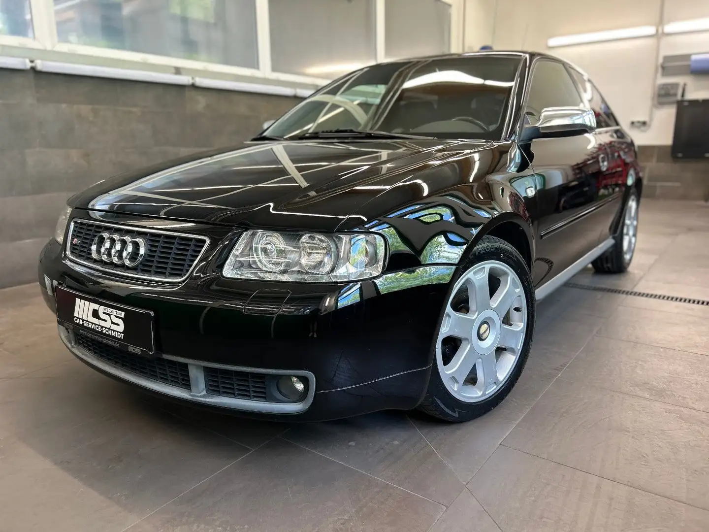 Audi S3 1.8T quattro Facelift 1.Hand Scheckheft Negru - 1