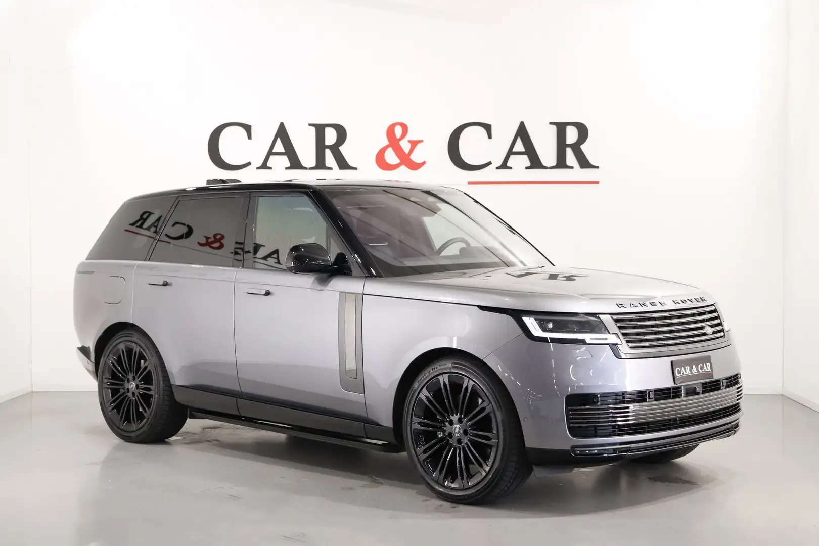 Land Rover Range Rover D350 SV Grau - 1
