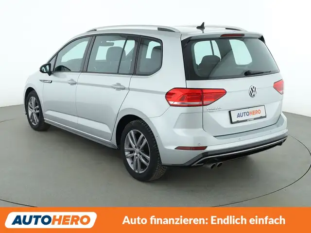 Volkswagen Touran view 4