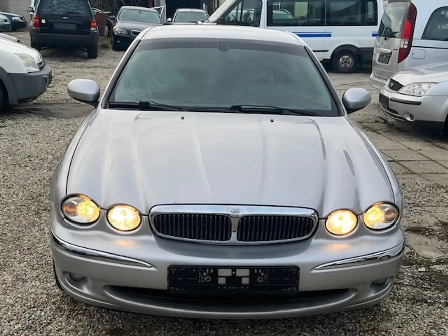 Jaguar X-Type GB Limousine Grau - 1