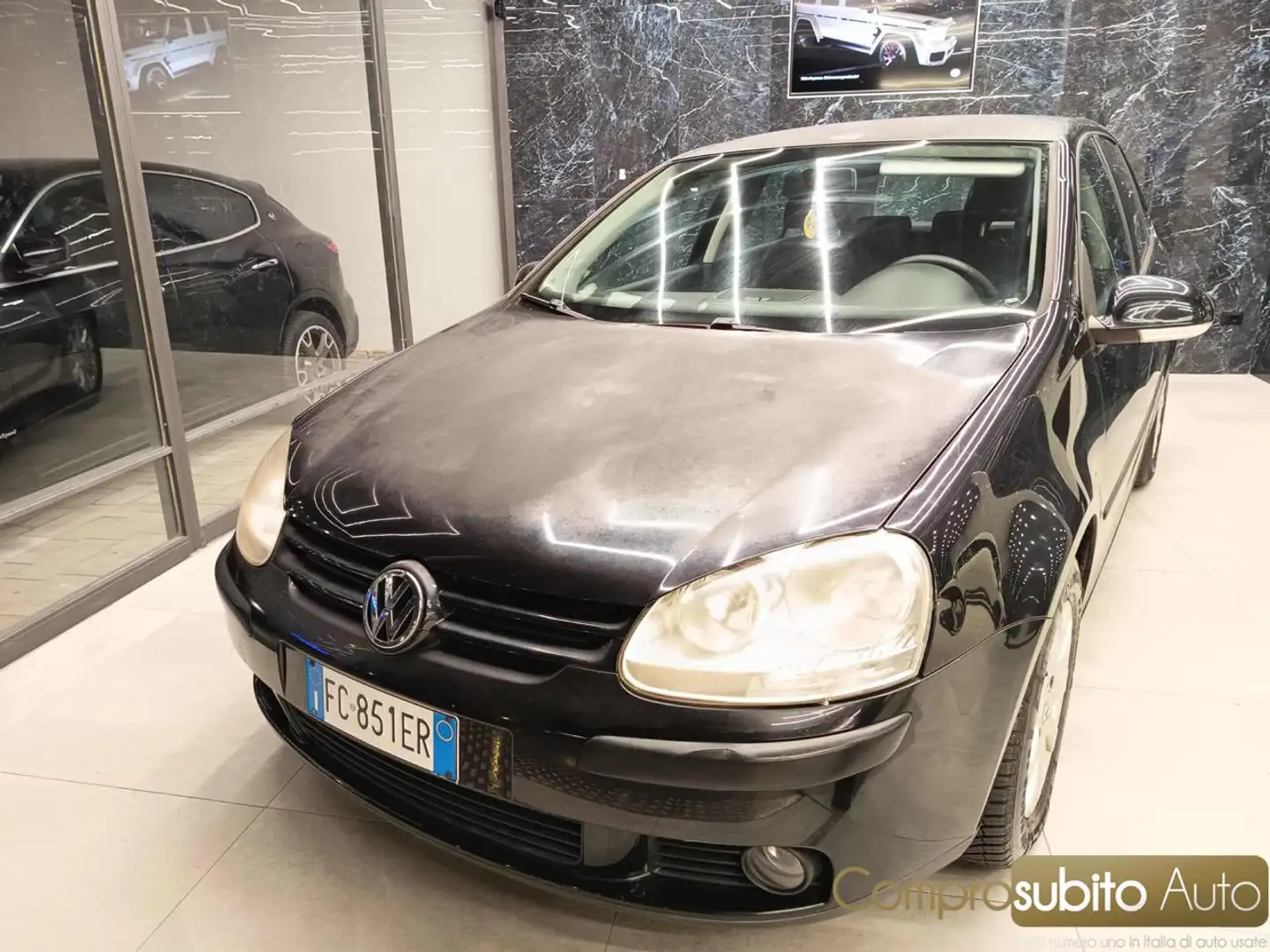 Volkswagen Golf 1.9 TDI DPF 5p. United BlueMotion Nero - 2