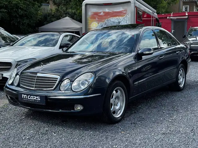 Mercedes-Benz E 240 E-Klasse Avantgarde