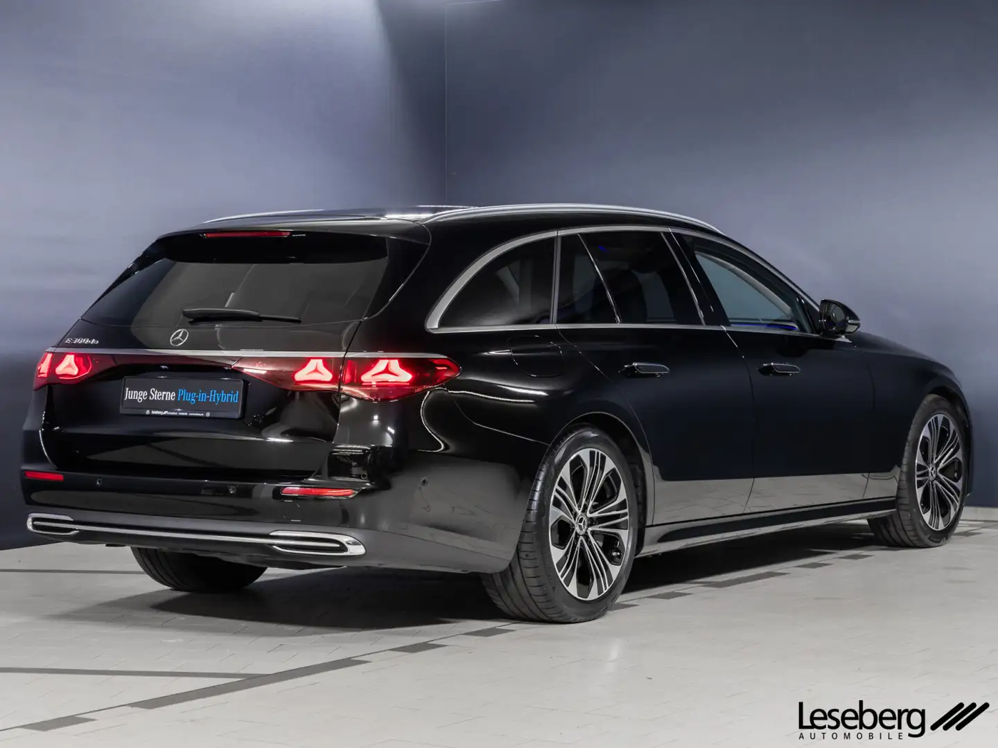 Mercedes-Benz E 300 E 300 de T Avantgarde LED/AHK/Distro./Kamera/DAB Schwarz - 2