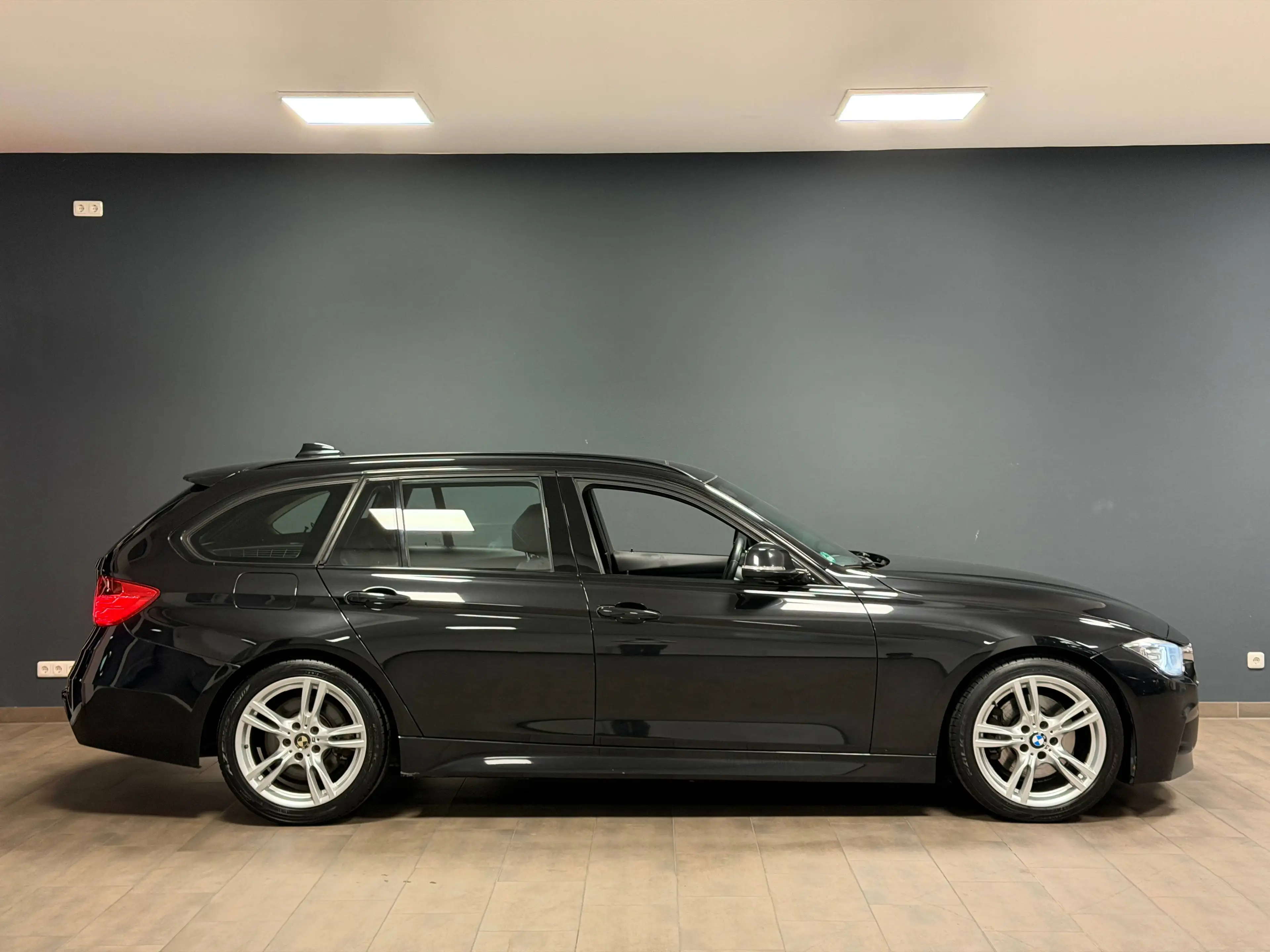 BMW 330 330d F31 Touring M Sportpaket /PANO/LED/TEMPOMAT — photo 8