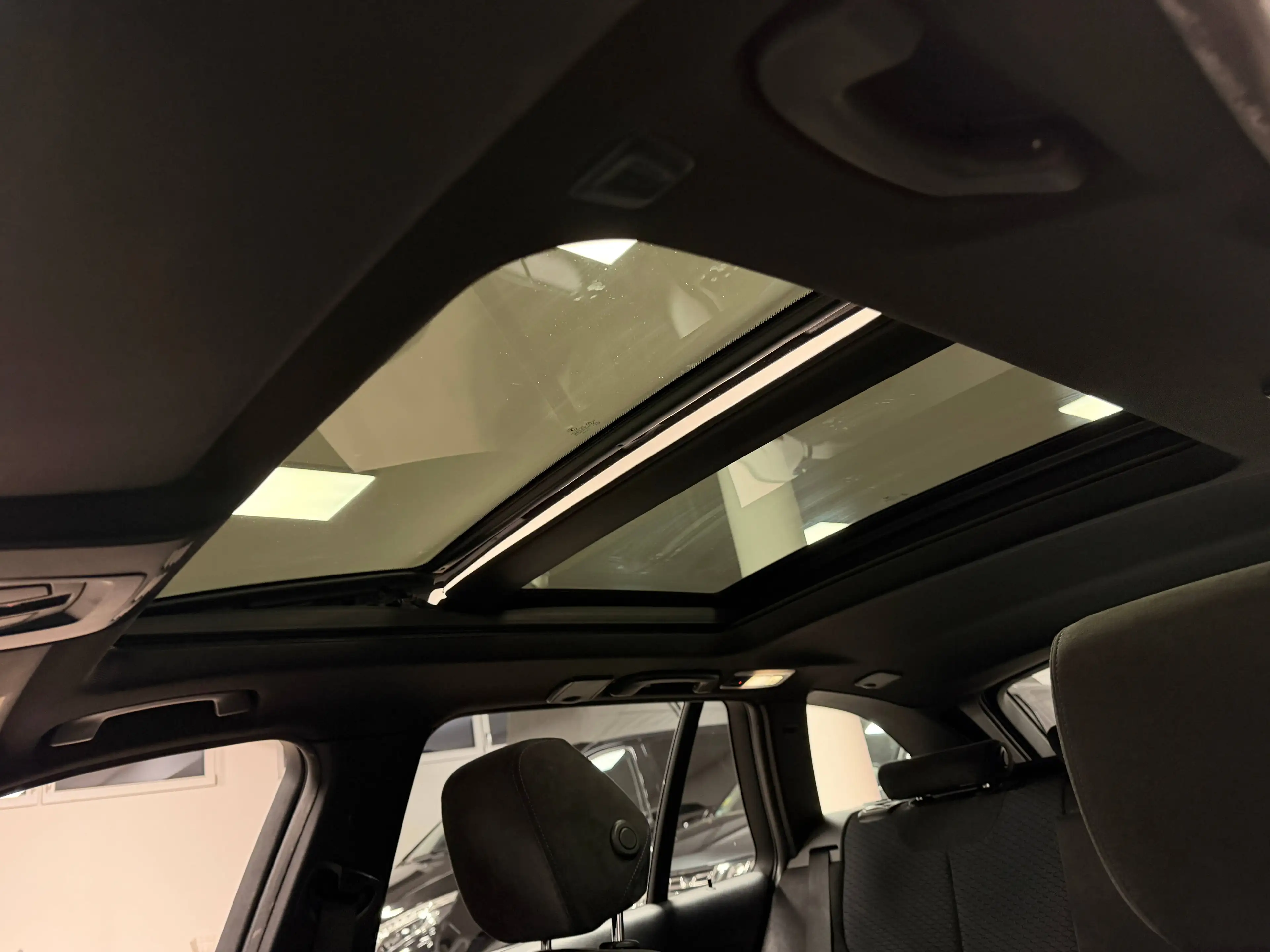 BMW 330 330d F31 Touring M Sportpaket /PANO/LED/TEMPOMAT — photo 15