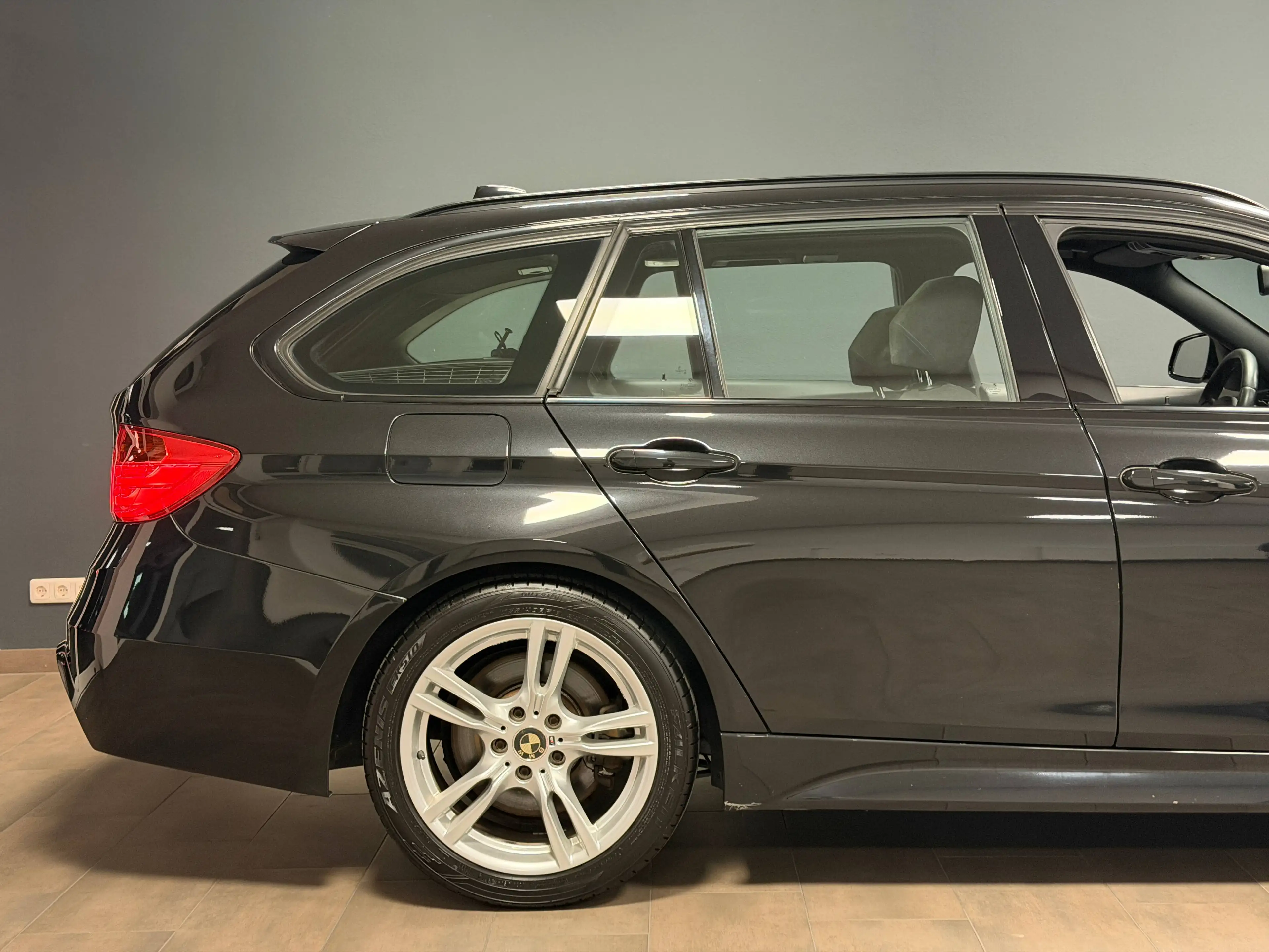 BMW 330 330d F31 Touring M Sportpaket /PANO/LED/TEMPOMAT — photo 11