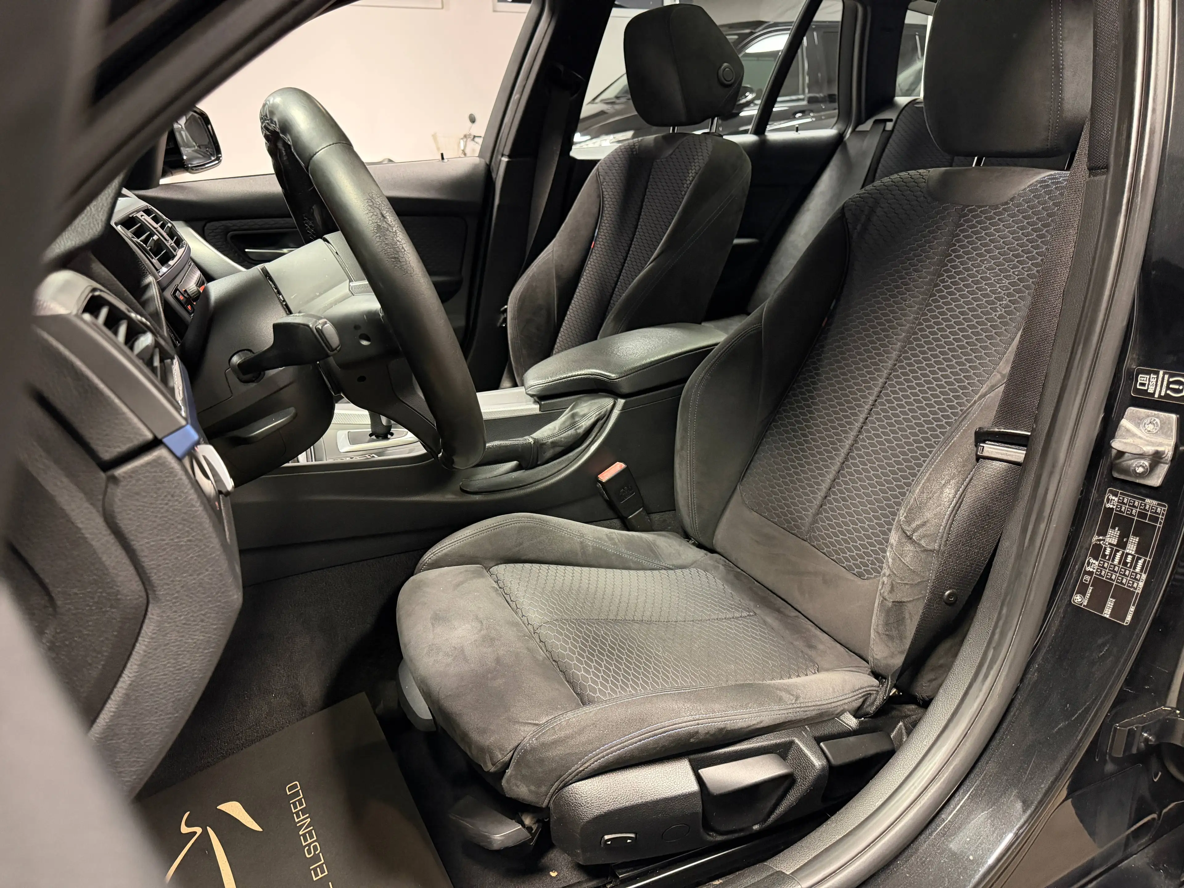 BMW 330 330d F31 Touring M Sportpaket /PANO/LED/TEMPOMAT — photo 13