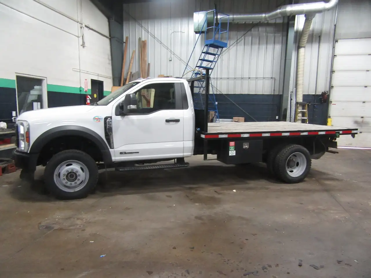 Ford F 550 снимка Ford F 550