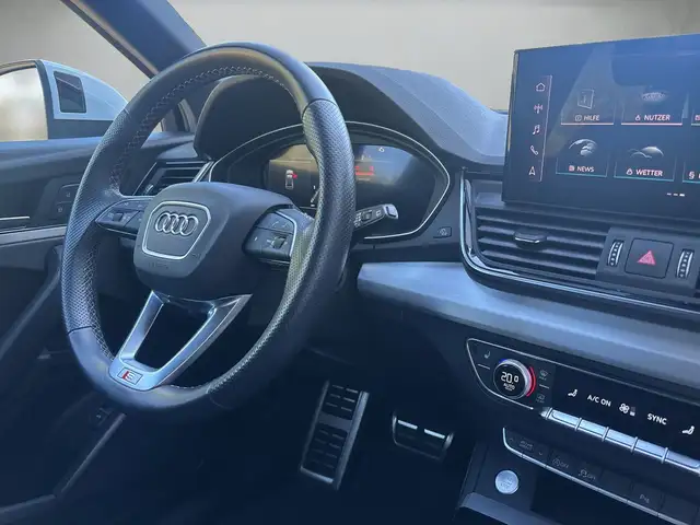 Audi Q5 view 7