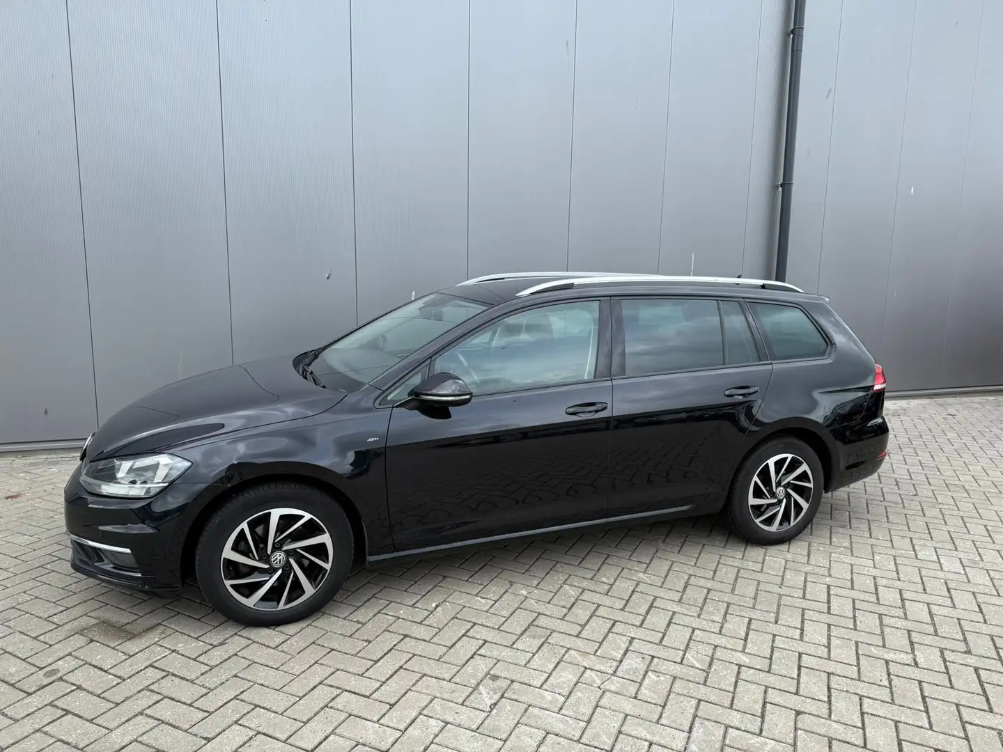 Volkswagen Golf Variant 1.6 TDI Highline join Noir - 2
