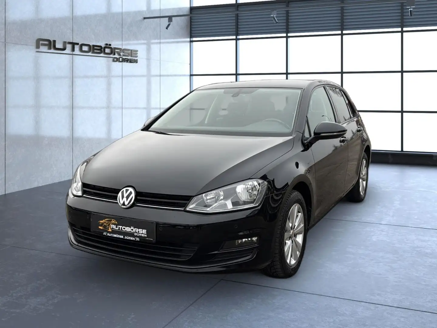 Volkswagen Golf VII Lim. Trendline HU neu/PDC/Start-Stopp Schwarz - 2