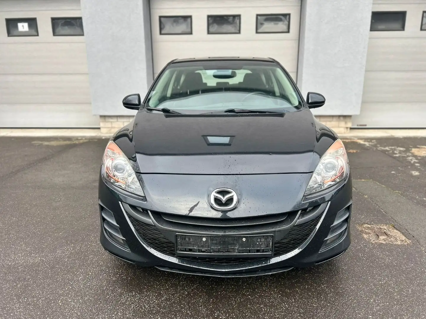 Mazda 3 Lim. Exclusive-Line AUTOMATIK Nero - 2