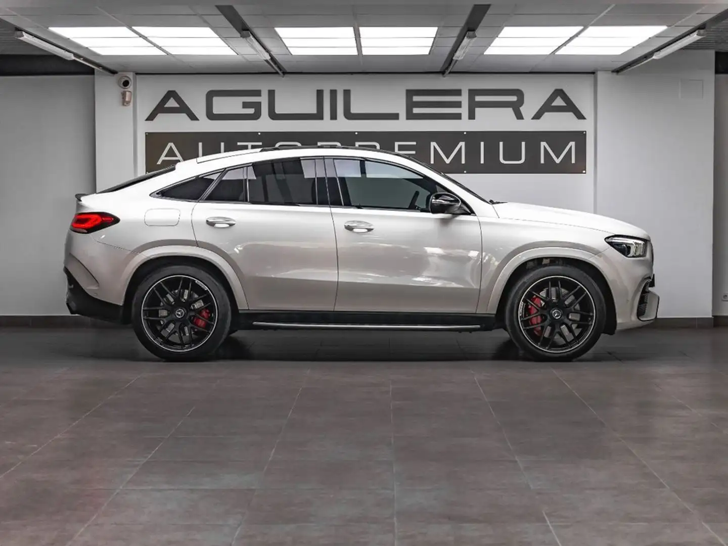 Mercedes-Benz 230 MercedesAMG GLE 63 S 4MATIC Blanco - 2