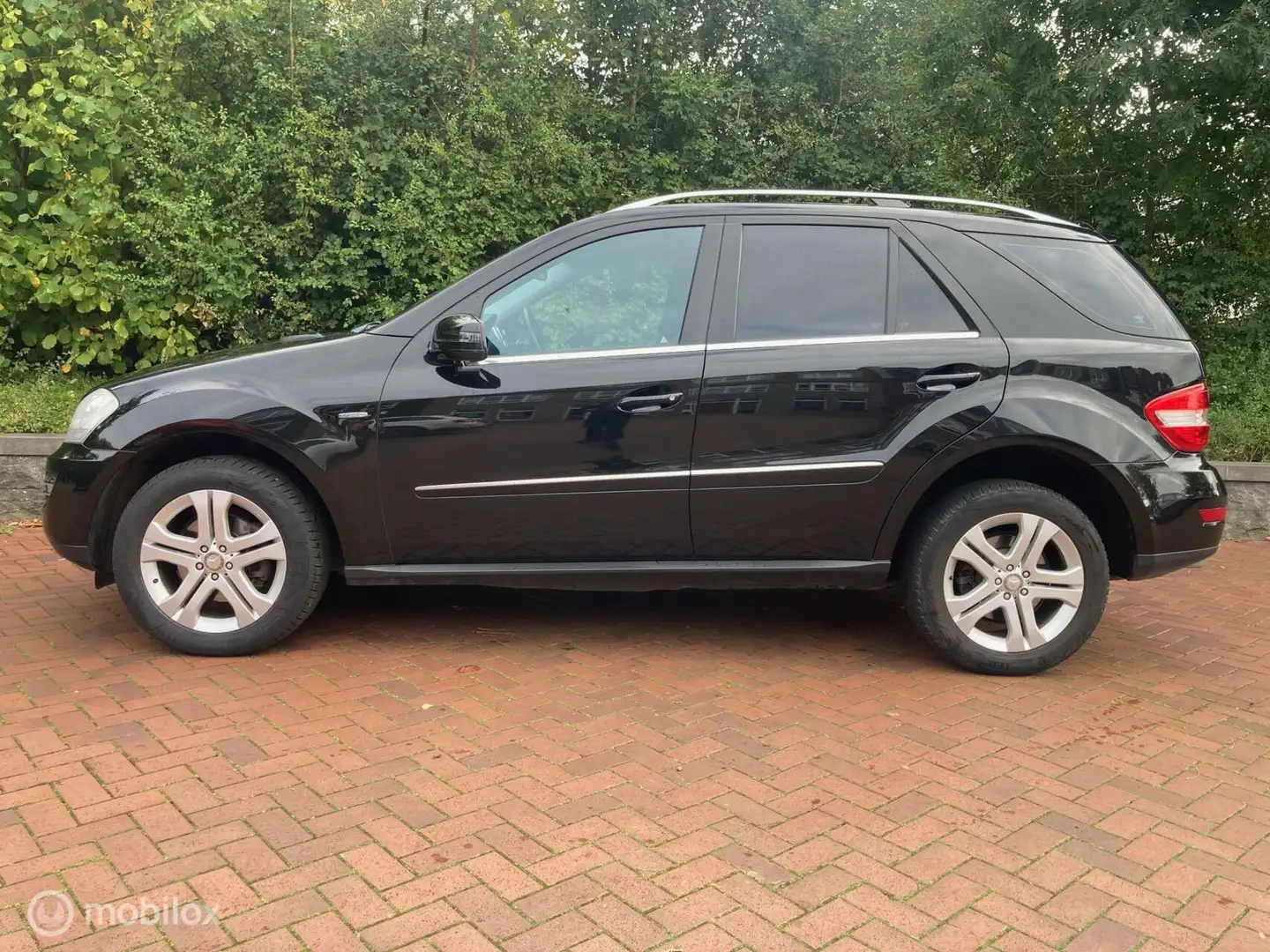 Mercedes-Benz ML 300 M-klasse CDI BlueEFFICIENCY BIJNA YOUNGTIMER Чёрный - 2