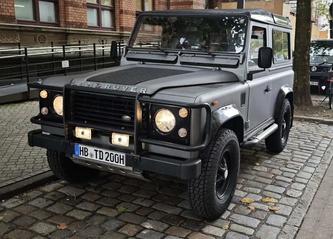 Land Rover Defender 90 2.5 tdi Hard top H-Kennzeichen BJ 1991, foto 1