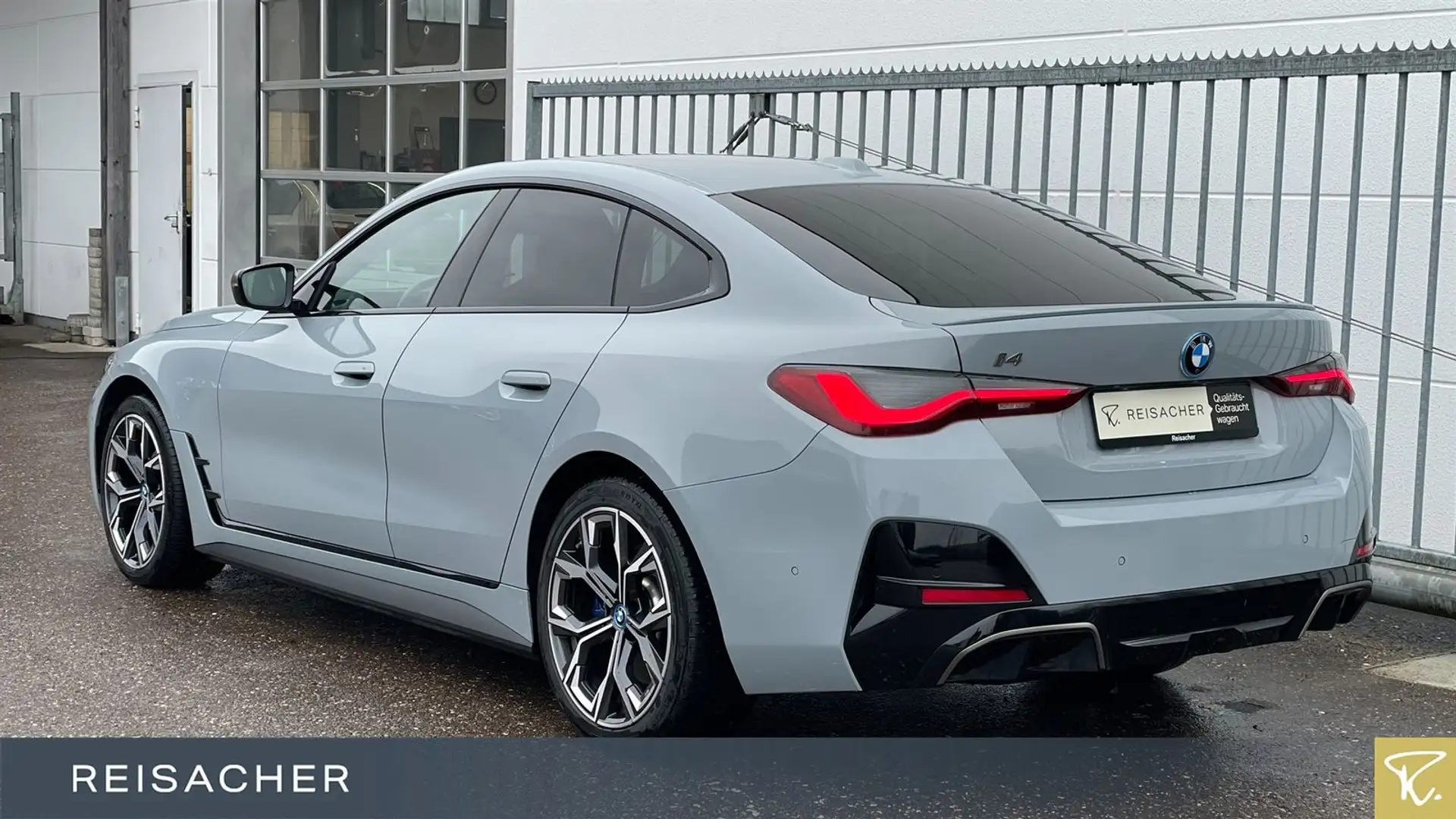 BMW i4 I4 A M50 AHK,DAProf,Leder,ACC,LCProf,LkdHzg Grau - 2