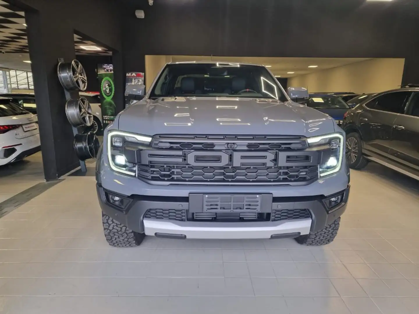 Ford Ranger Raptor 2.0 Ecoblue 4WD DC 5 posti Grigio - 2