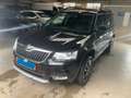 Skoda Yeti 1.4 TSI Drive 4x4 2Hand *SHZ*PDC*TEM*KLIMA* Negro - thumbnail 1