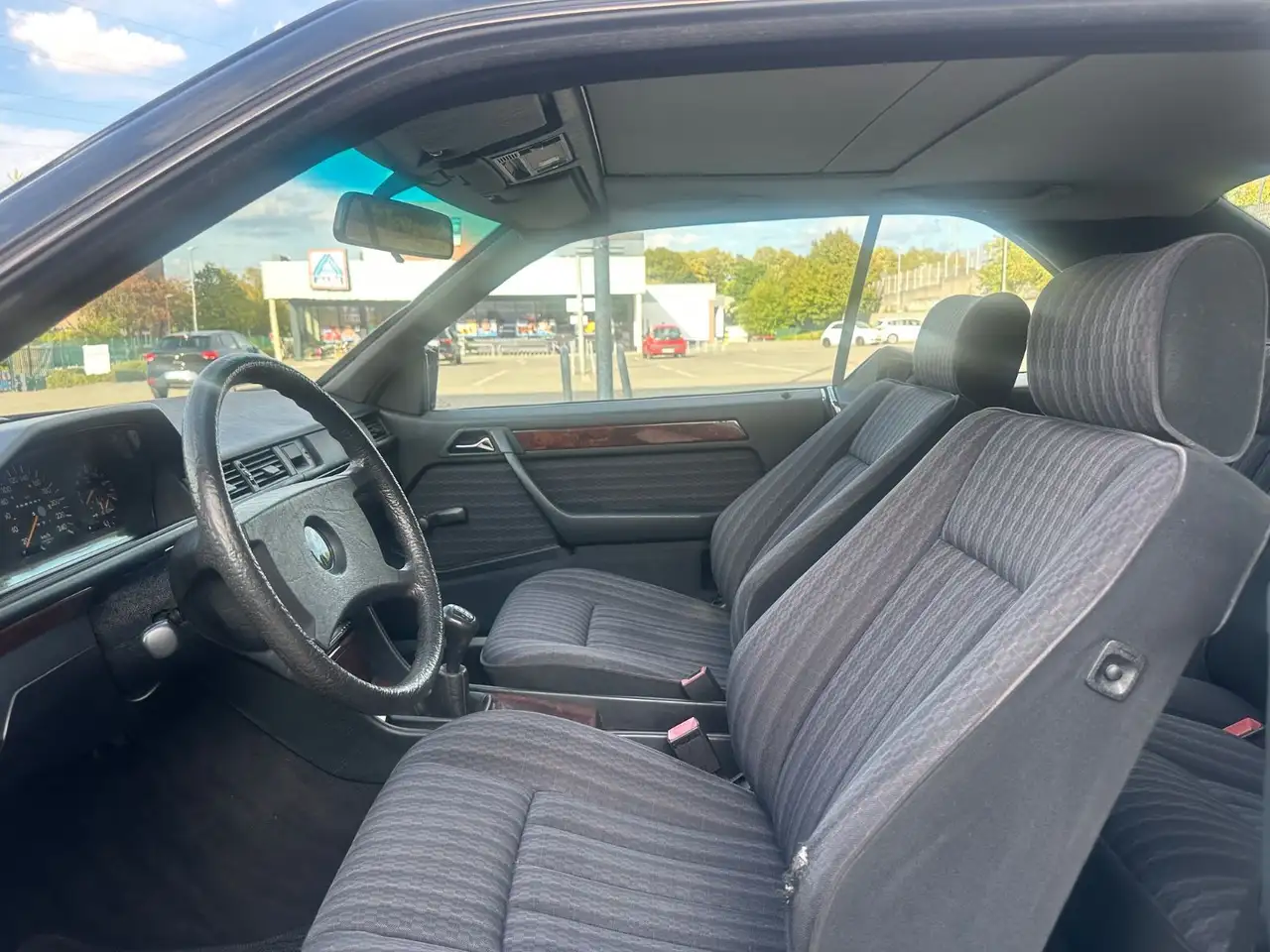 Mercedes-Benz CE 300 *Schiebedach*Reihenzylinder*Sportline*T.G*, foto 11