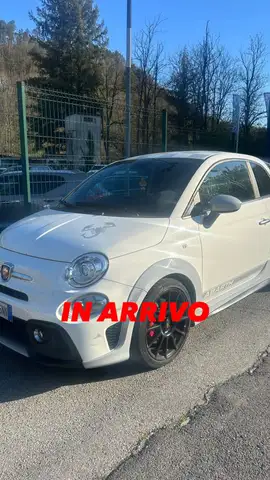 Abarth 695 1.4 Turbo T-Jet 180 CV 70° MTA