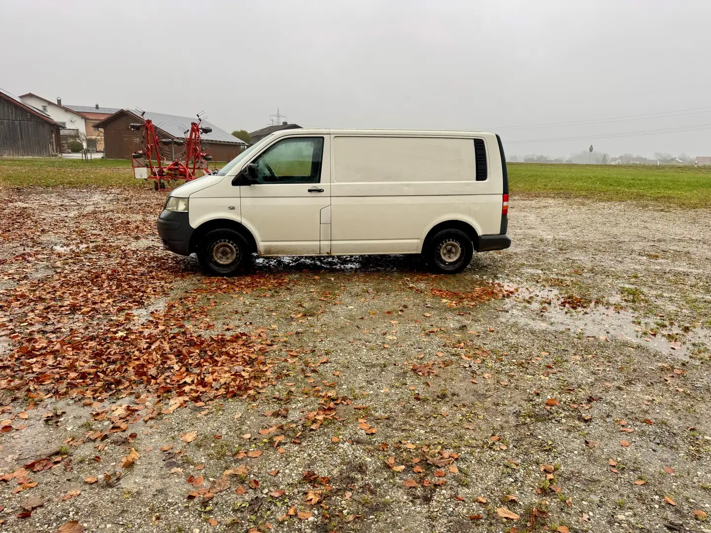 Volkswagen T5 Kombi Kasten Weiß - 2